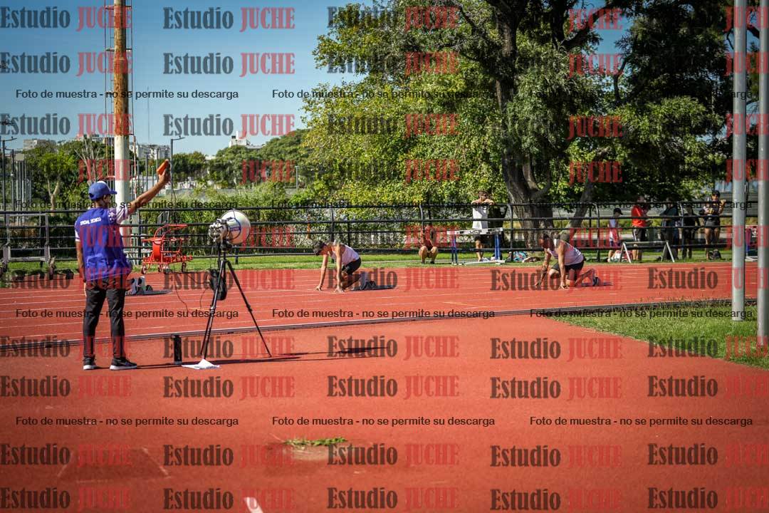 Fotos de los 200 m llanos de varones