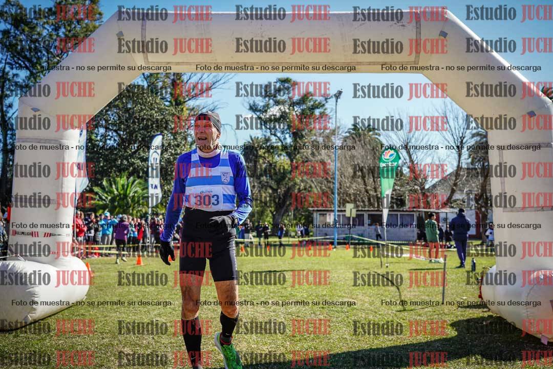 Fotos de la llegada del cross de 1500 m