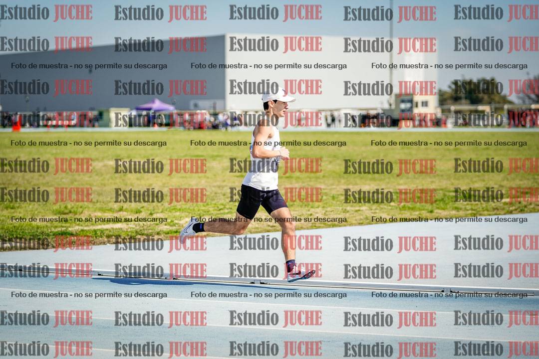 Fotos de los 3000 m llanos de varones