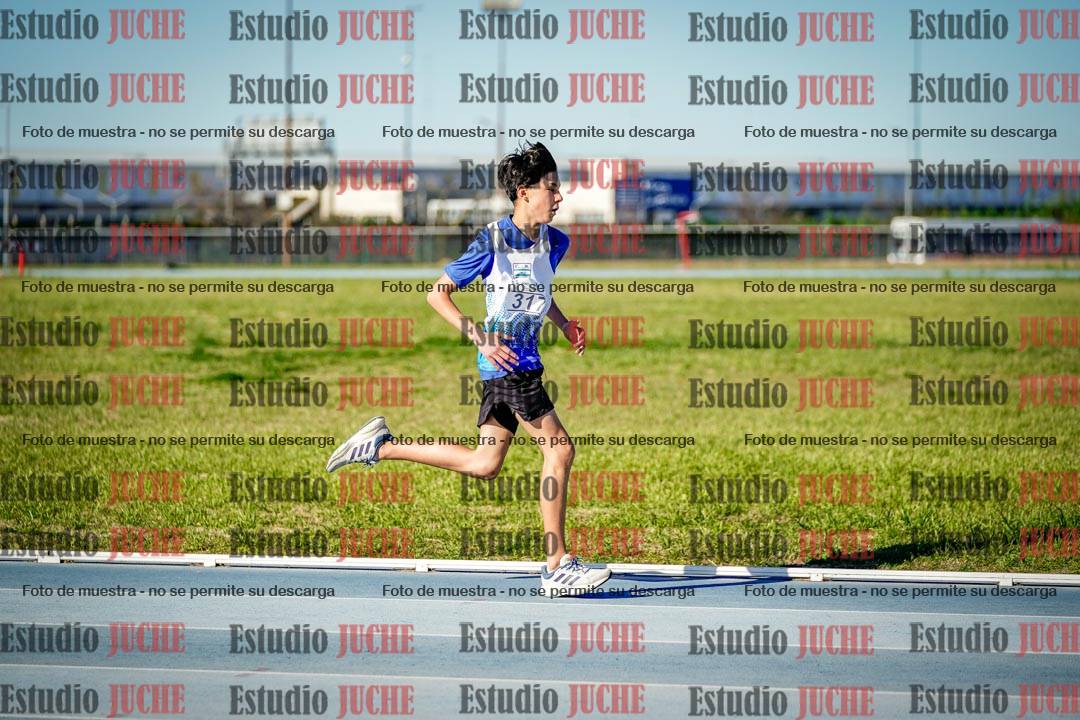 Fotos de los 2000 m llanos de varones