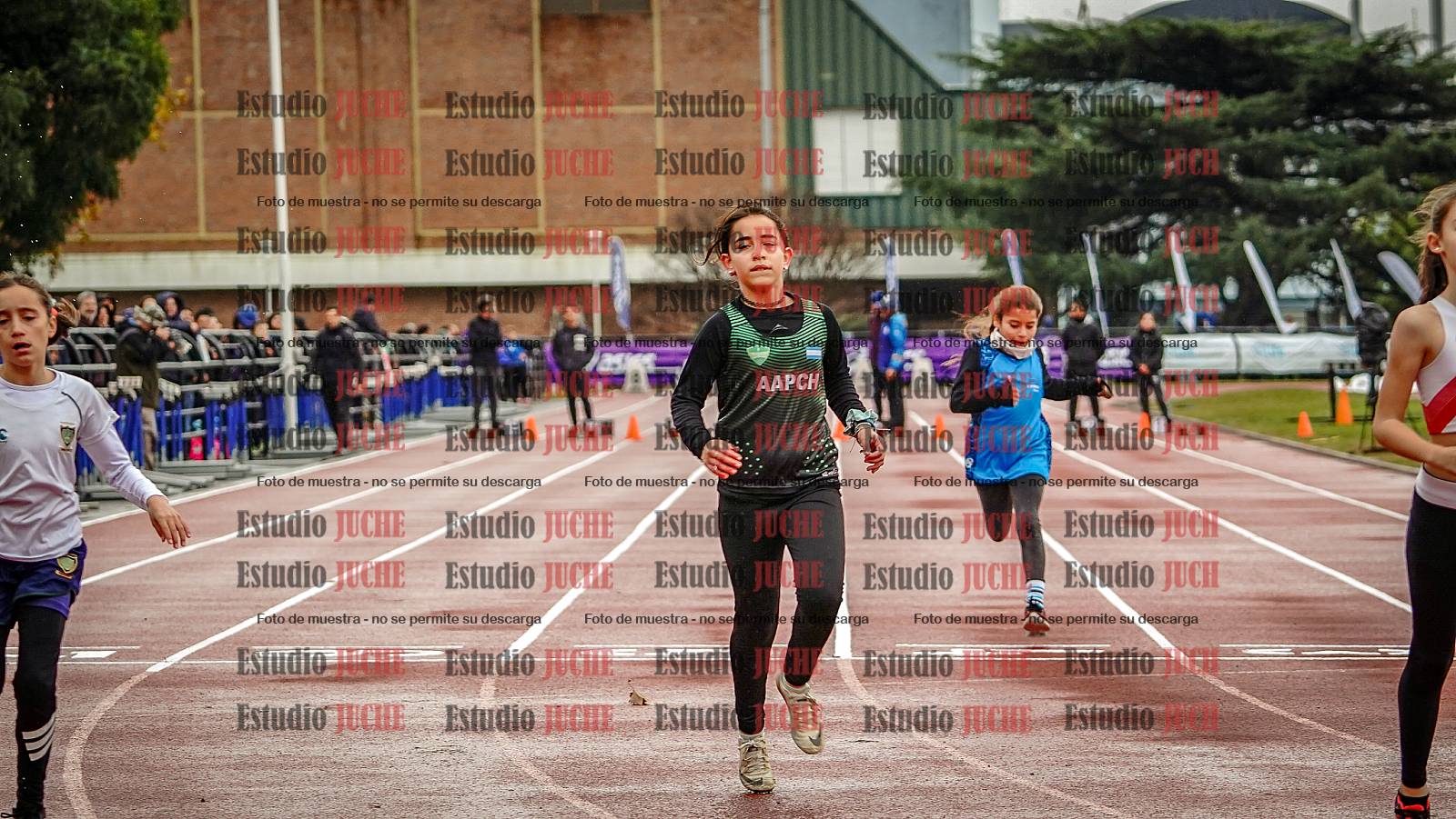 Fotos de los 50 m llanos de mujeres
