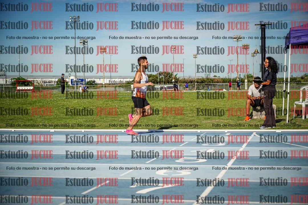 Fotos de los 1500 m llanos de varones