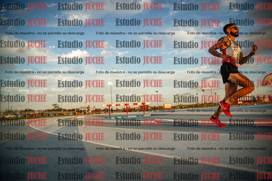 Fotos de los 3000 m llanos de varones