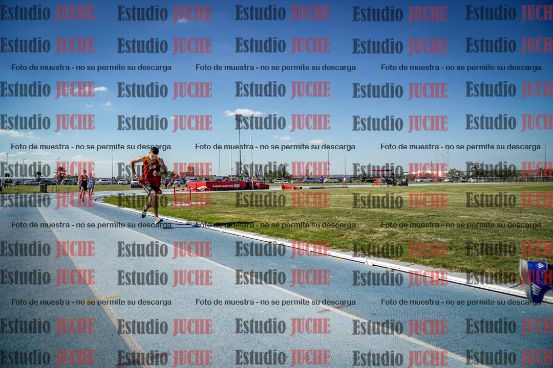 Fotos de los 600 m llanos de varones