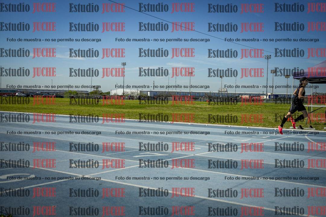Fotos de los 400 m llanos de varones