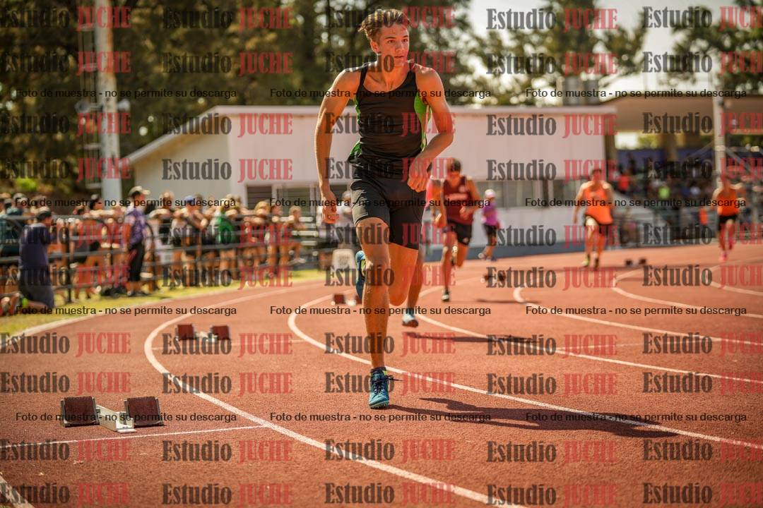 Fotos de los 400 m llanos de varones