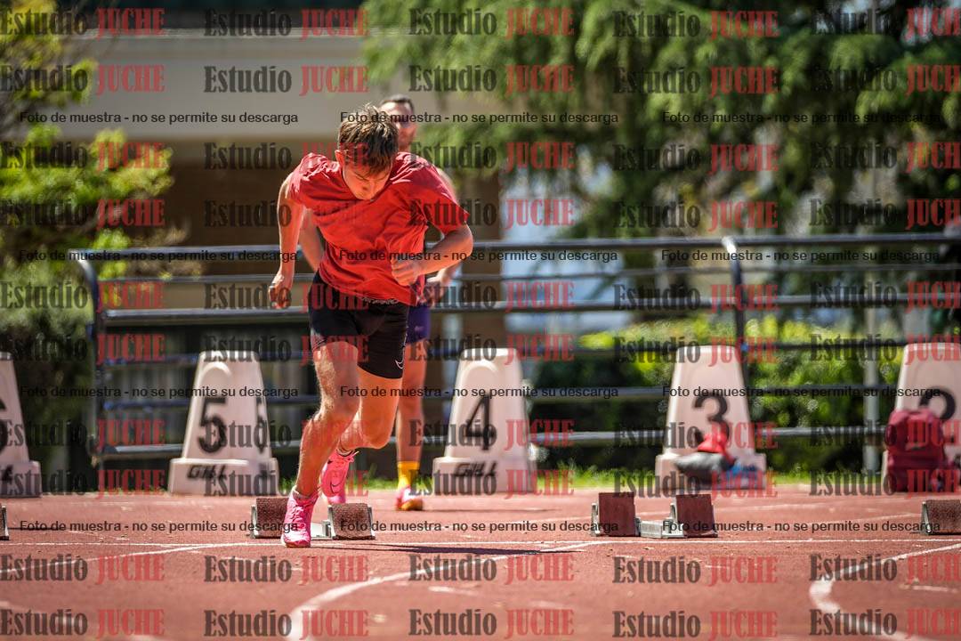 Fotos de los 100 m llanos de varones