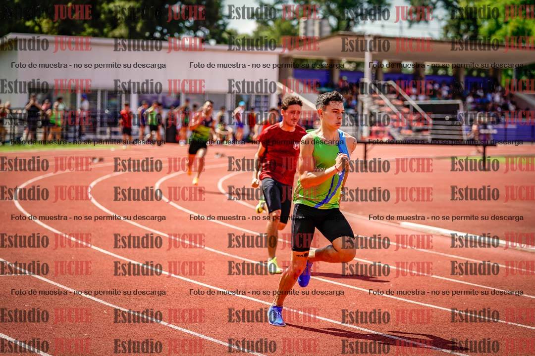 Fotos de los 400 m llanos de varones