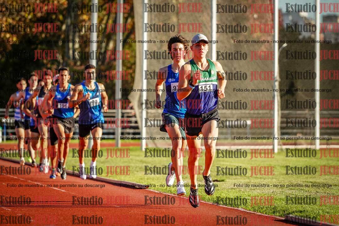 Fotos de los 3000 m llanos de varones