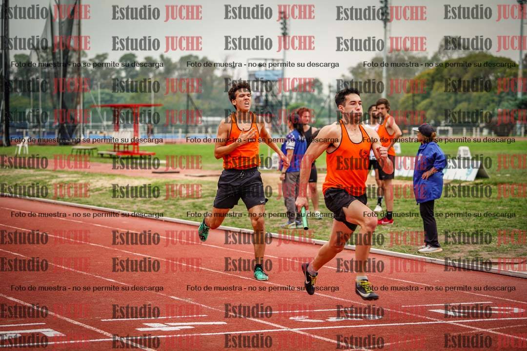 Fotos de las Postas 4x400 m de varones