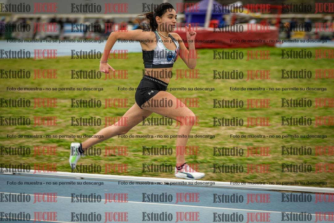 Fotos de los 300 m llanos de mujeres - U17