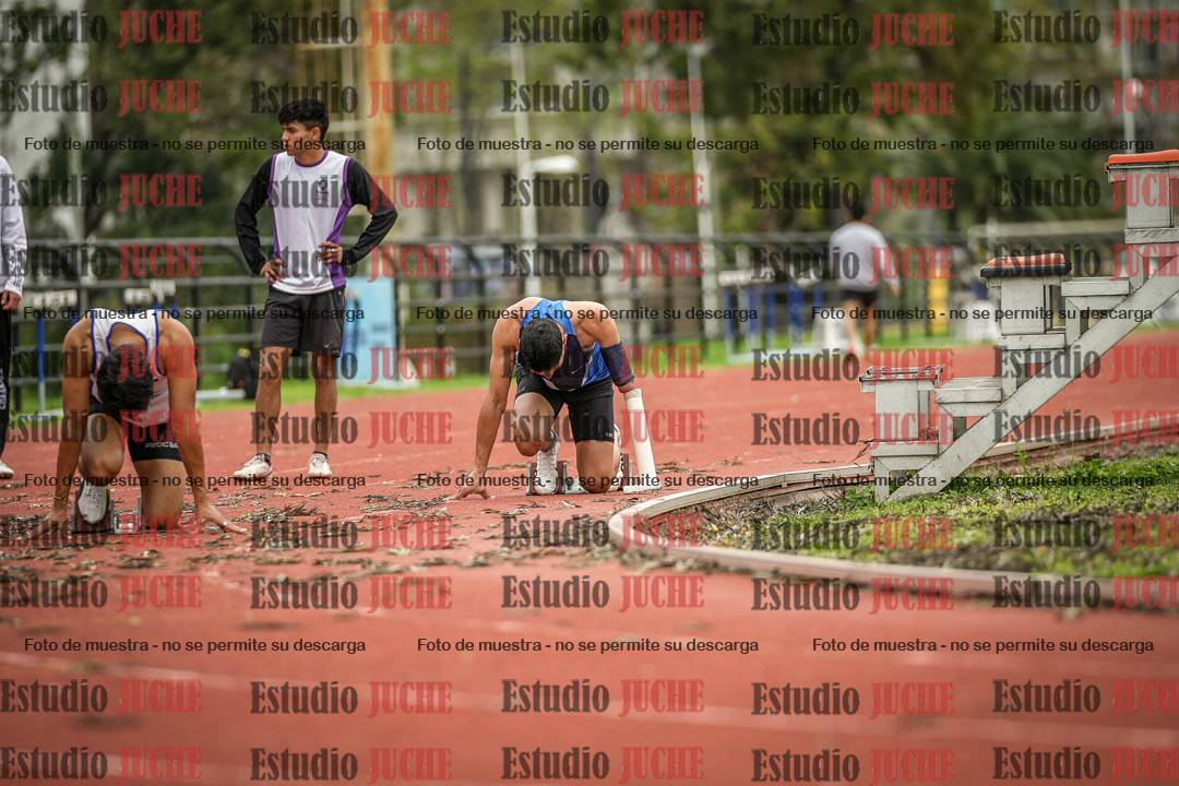 Fotos de los 200 m llanos de varones