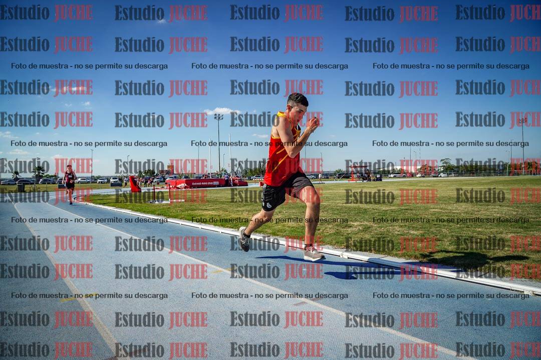 Fotos de los 600 m llanos de varones