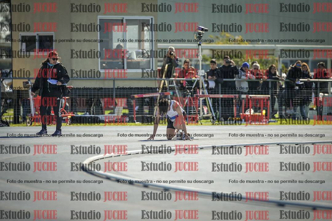 Fotos de los 400 m llanos de varones