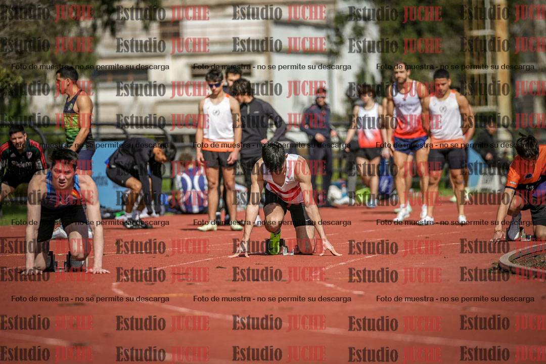 Fotos de los 200 m llanos de varones