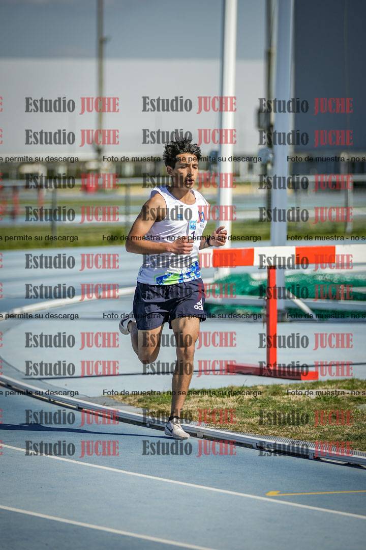 Fotos de los 5000 m llanos de mujeres y varones
