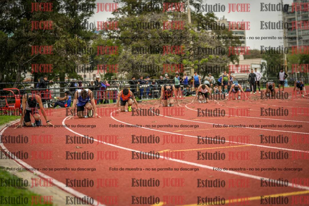 Fotos de los 200 m llanos de varones