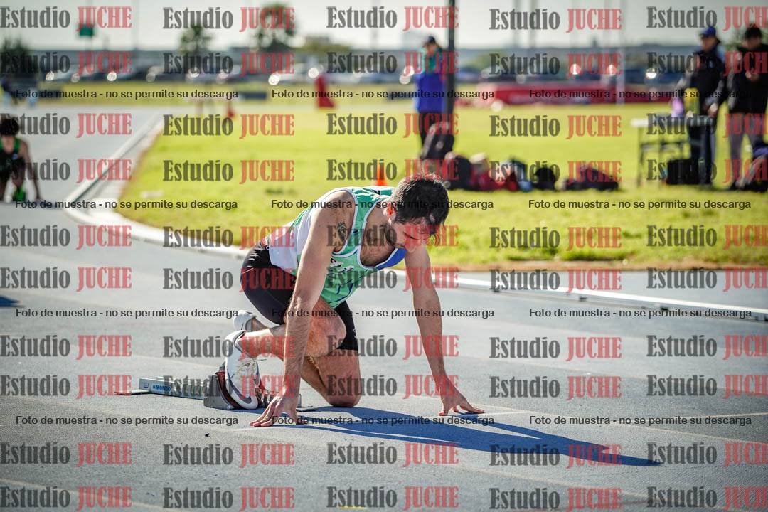 Fotos de los 400 m llanos de varones