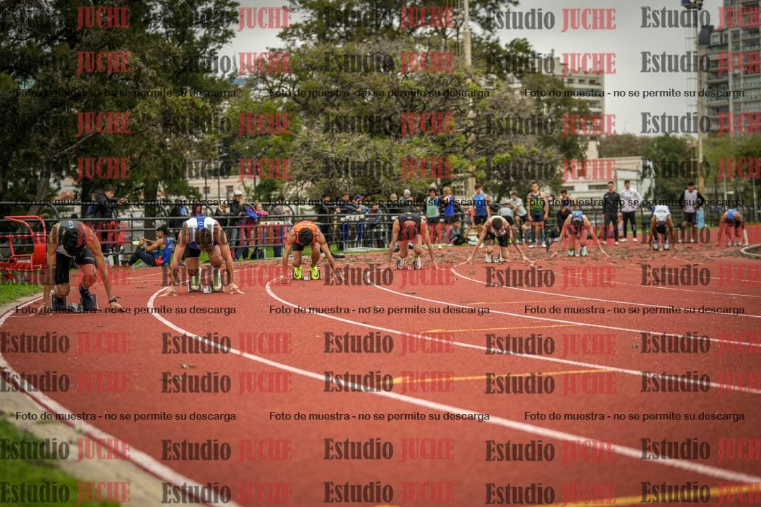 Fotos de los 200 m llanos de varones