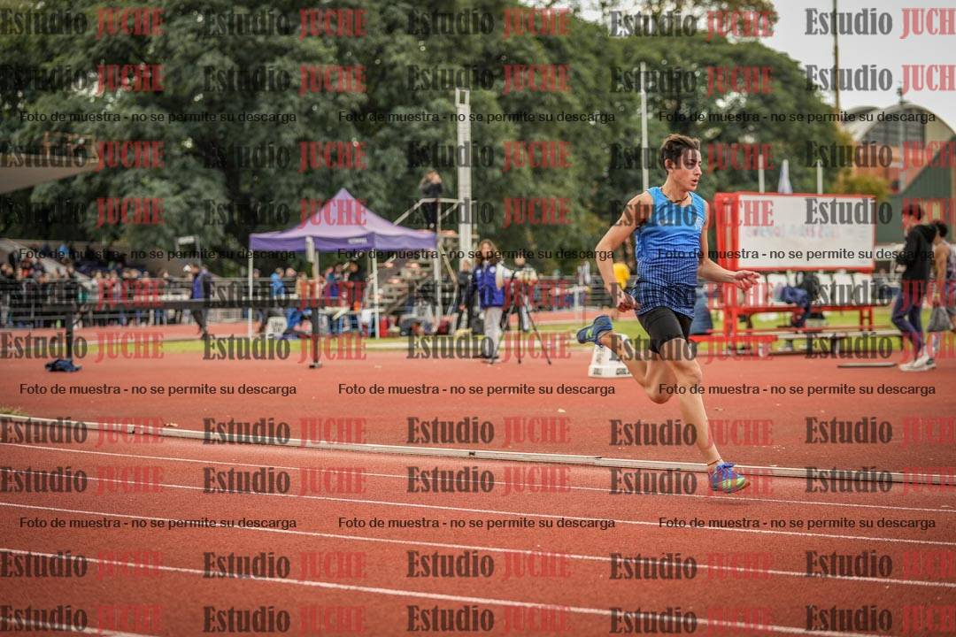 Fotos de los 400 m llanos de varones