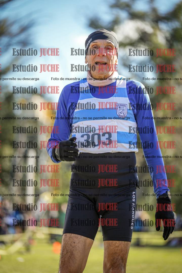 Fotos de la llegada del cross de 1500 m