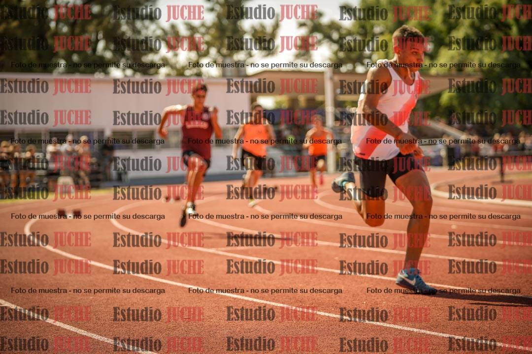 Fotos de los 400 m llanos de varones