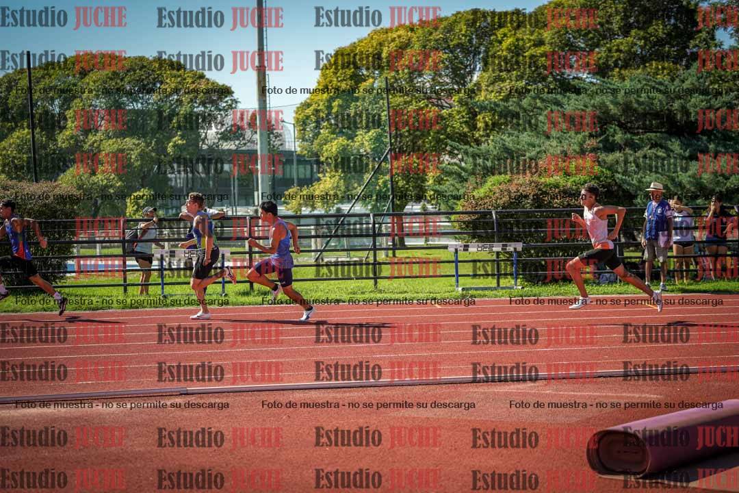 Fotos de los 200 m llanos de varones