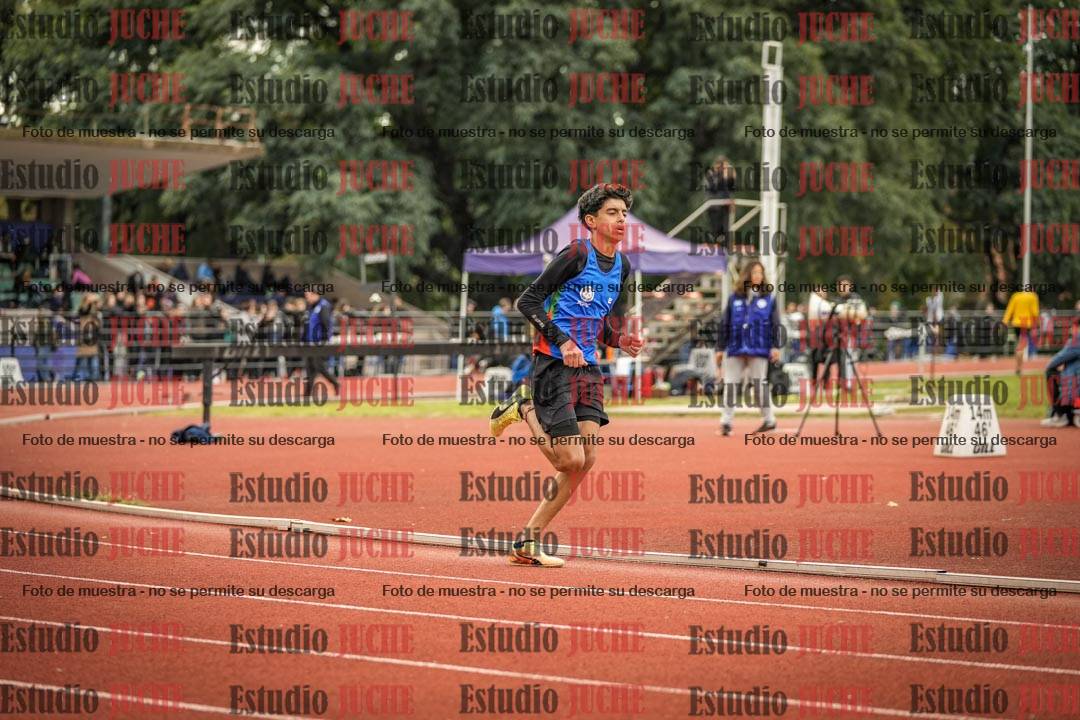 Fotos de los 400 m llanos de varones
