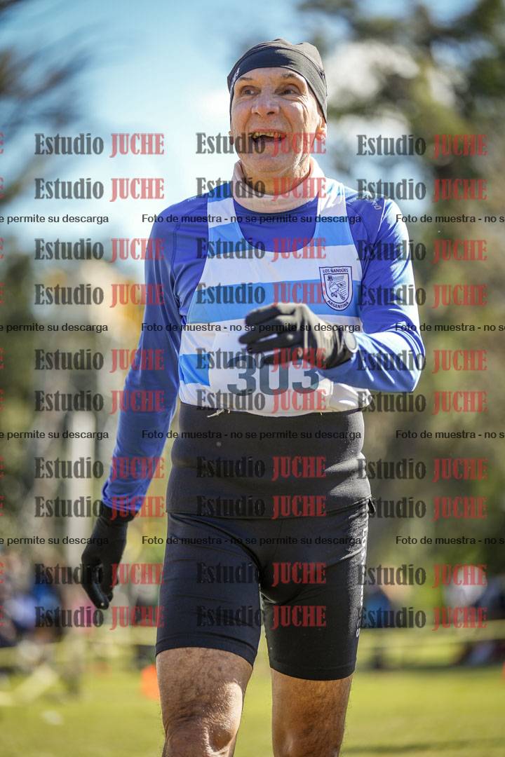 Fotos de la llegada del cross de 1500 m