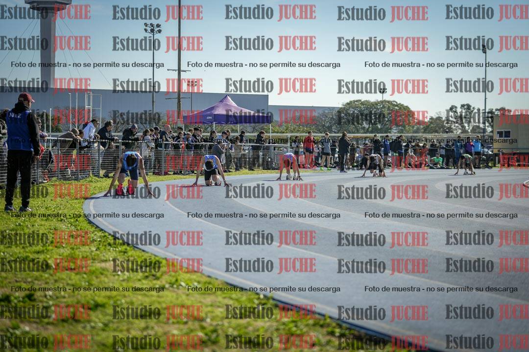 Fotos de los 400 m llanos de varones