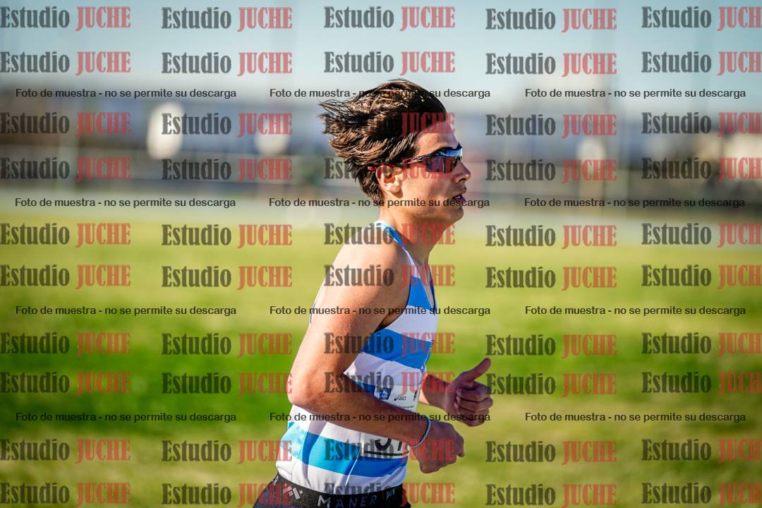 Fotos de los 2000 m llanos de varones