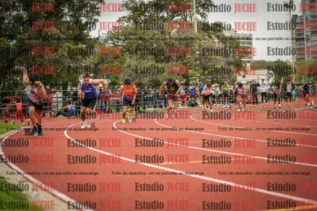 Fotos de los 200 m llanos de varones