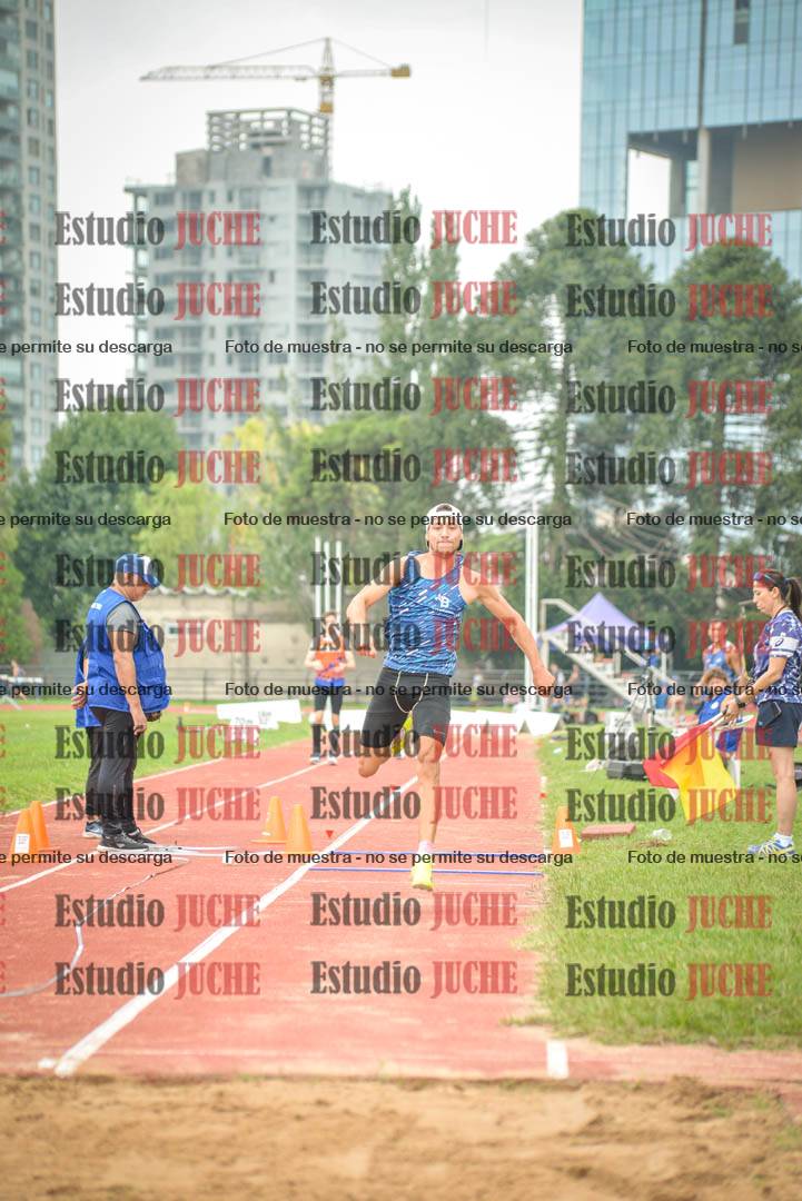 Fotos del salto triple - tabla de 11 y 13