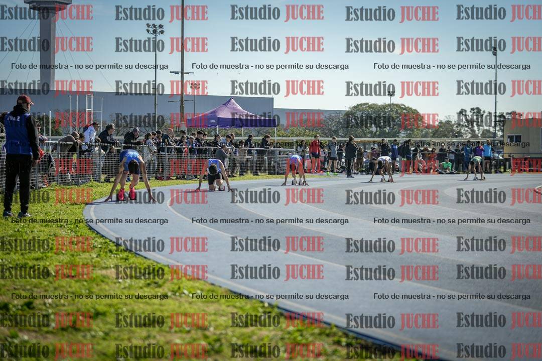 Fotos de los 400 m llanos de varones