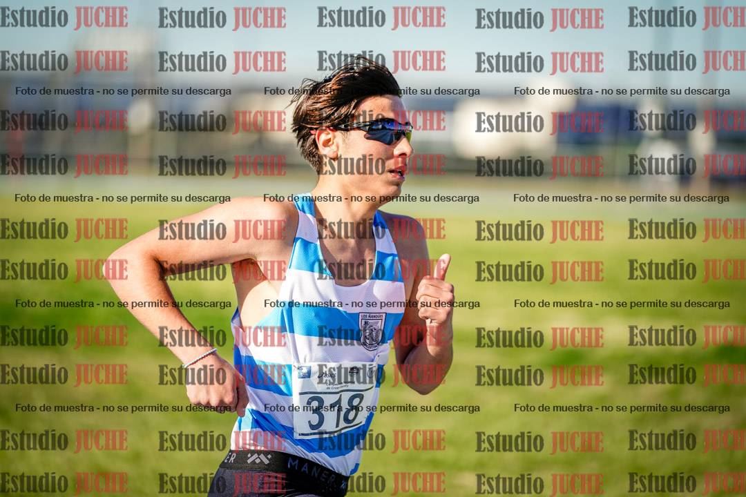 Fotos de los 2000 m llanos de varones
