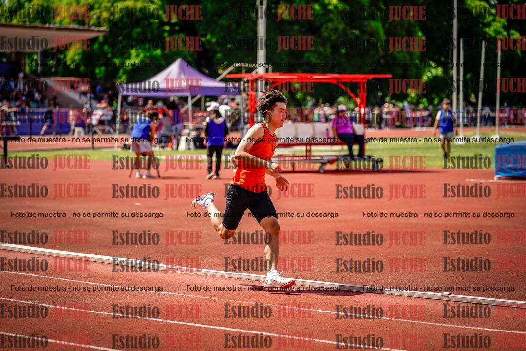 Fotos de los 400 m llanos de varones