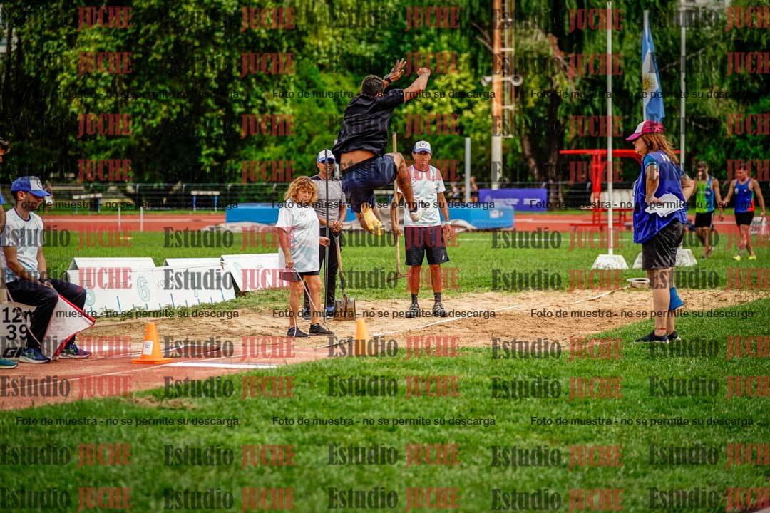 Fotos del salto en largo de varones - decatlón 2