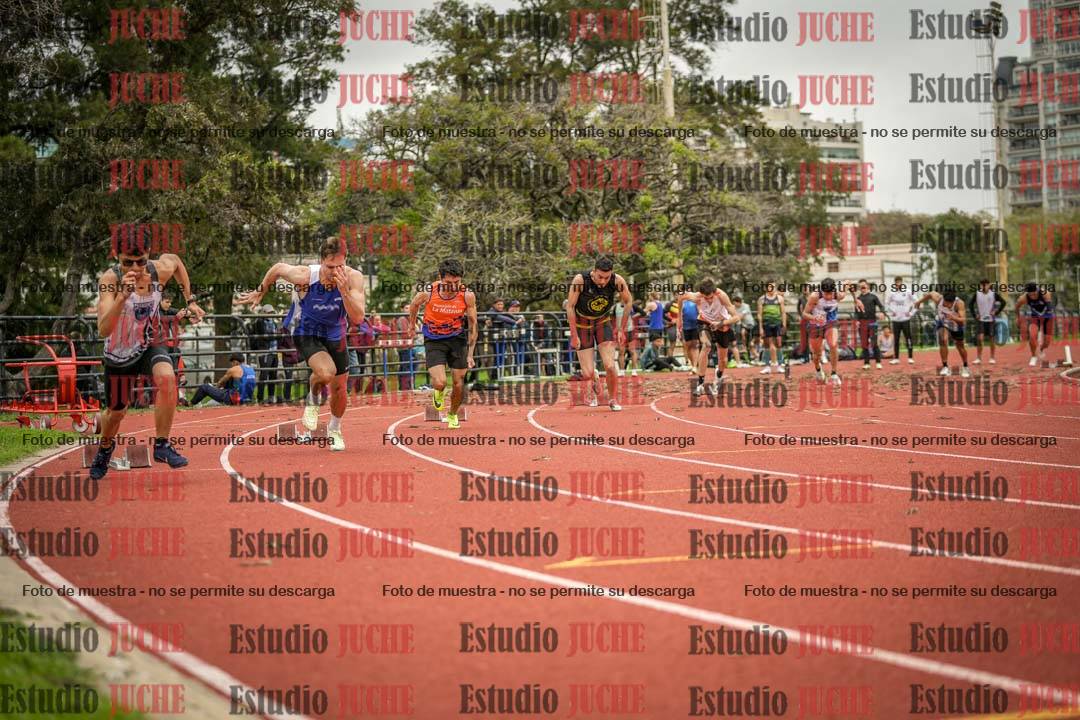 Fotos de los 200 m llanos de varones