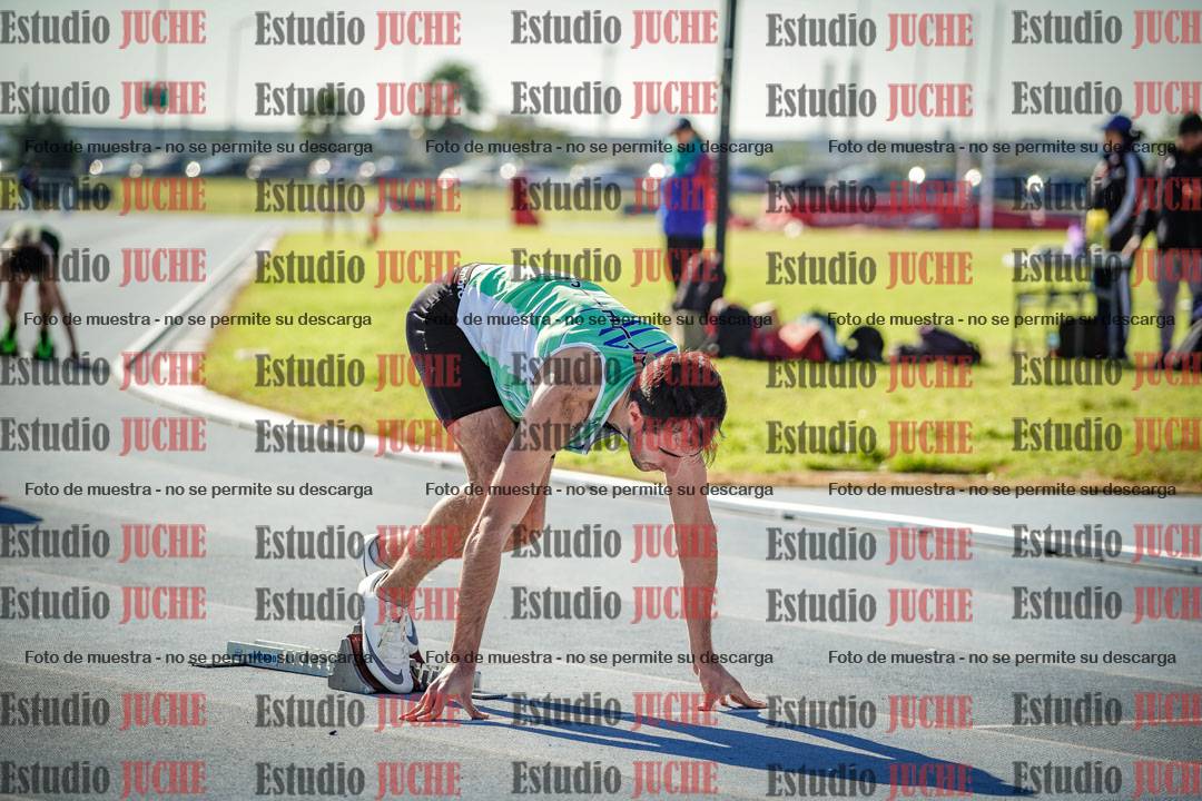 Fotos de los 400 m llanos de varones