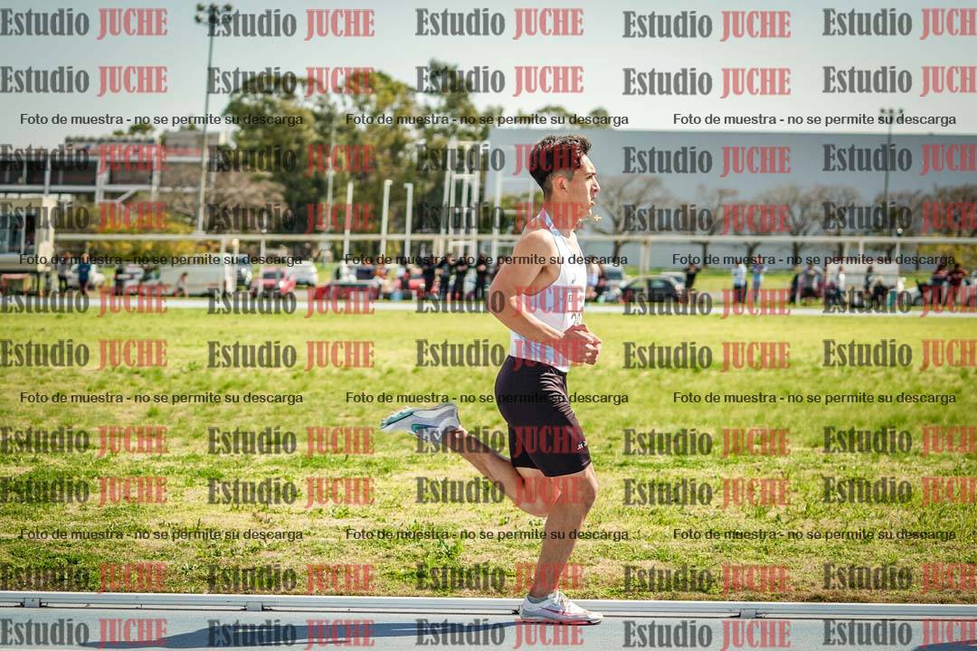 Fotos de los 3000 m llanos de varones