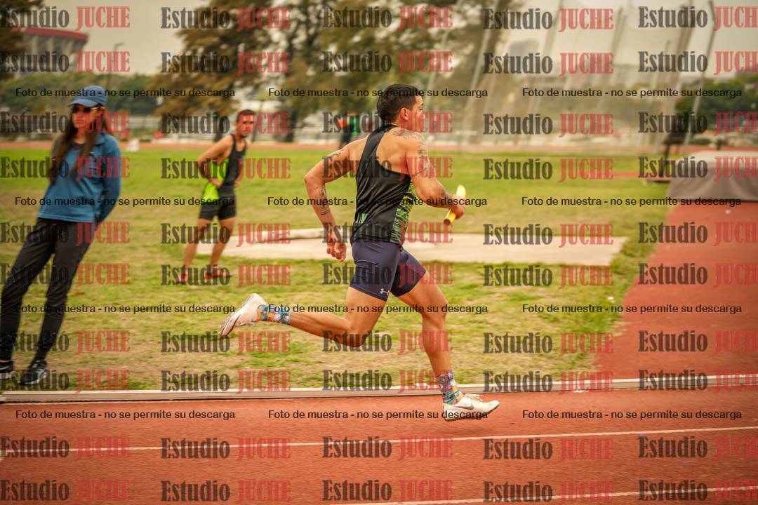 Fotos de las Postas 4x400 m de varones