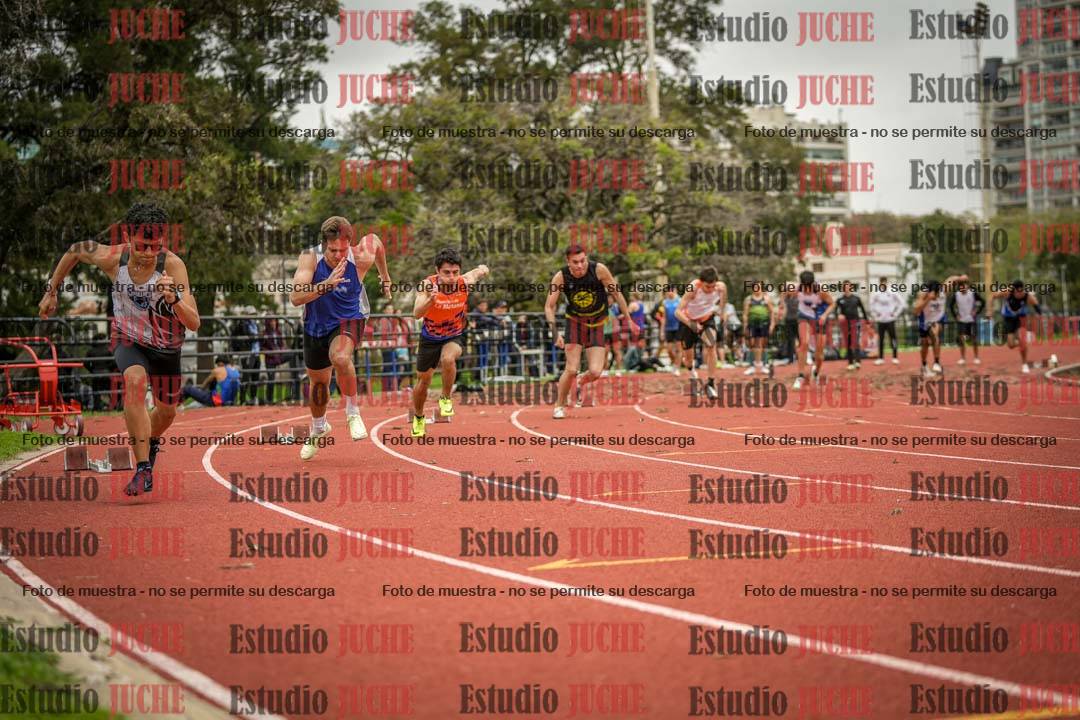 Fotos de los 200 m llanos de varones