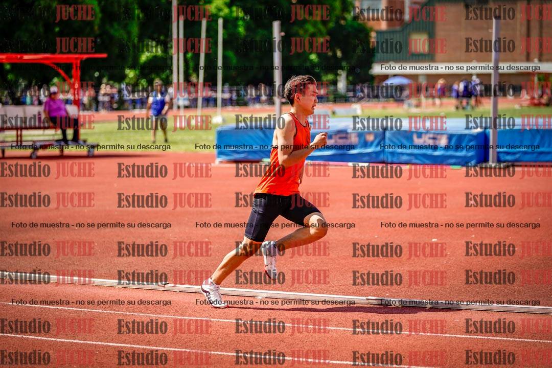 Fotos de los 400 m llanos de varones