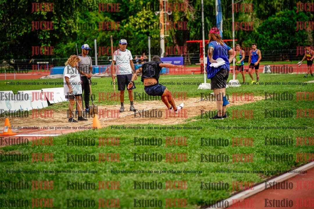 Fotos del salto en largo de varones - decatlón 2