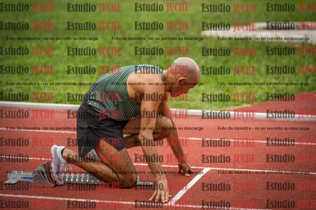 Fotos de los 400 m llanos de varones