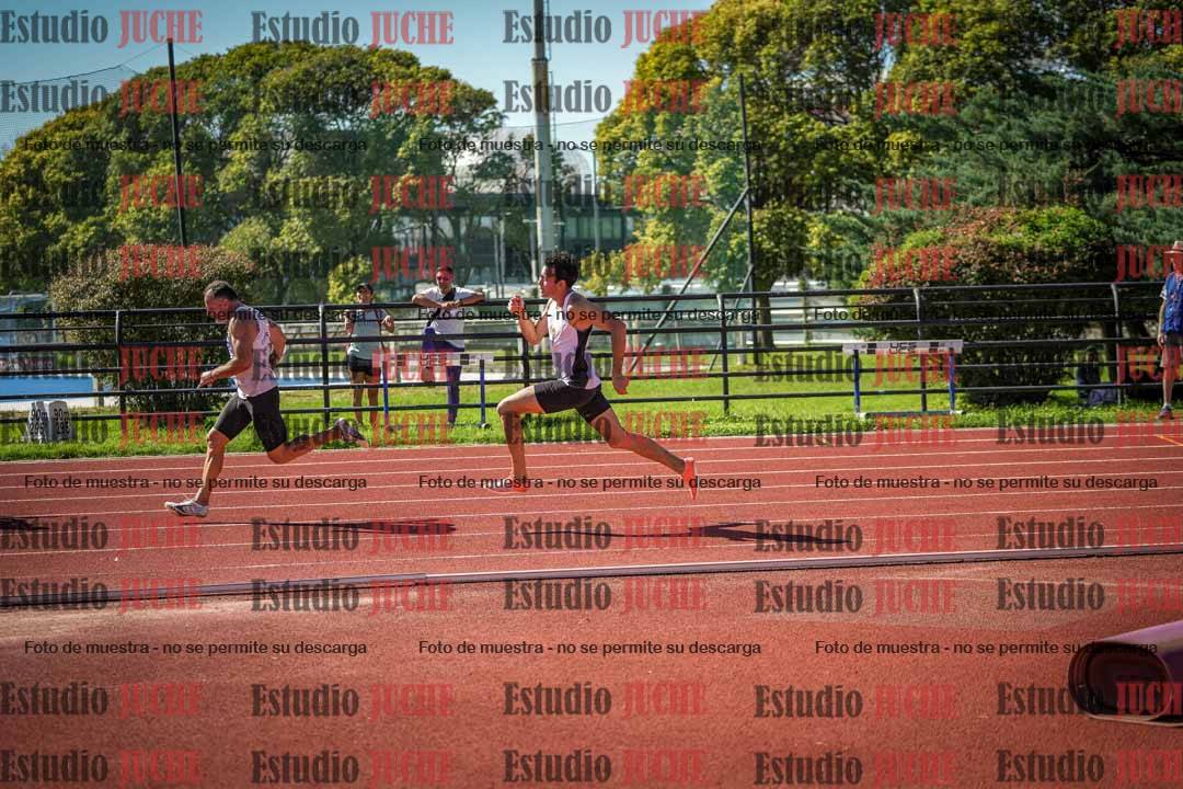 Fotos de los 200 m llanos de varones
