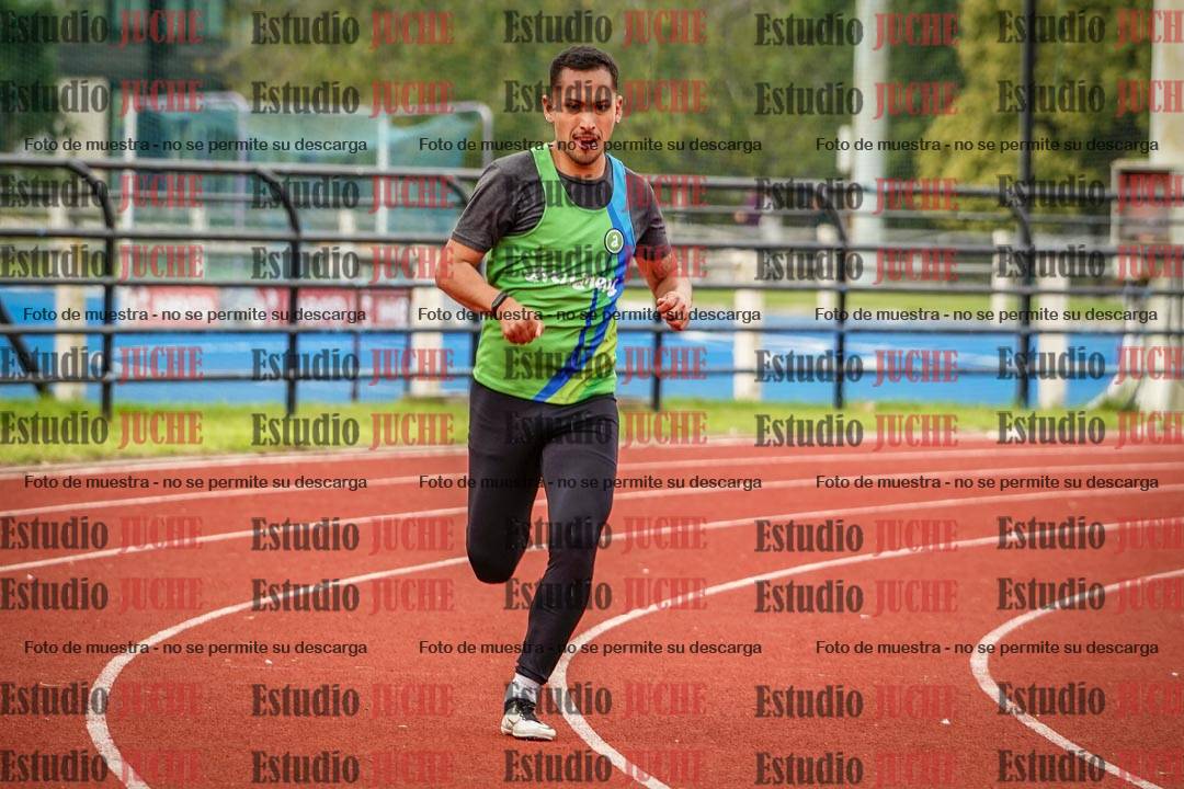 Fotos de los 400 m llanos de varones