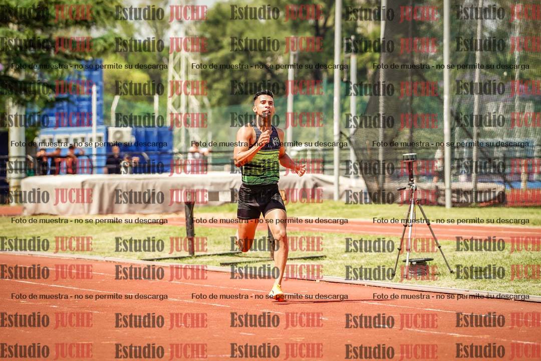Fotos de los 400 m llanos de varones