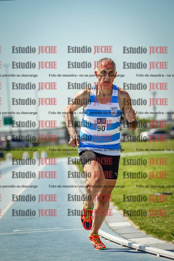 Fotos de los 800 m llanos de varones