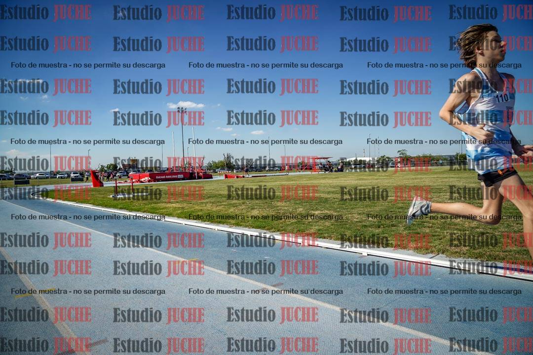 Fotos de los 600 m llanos de varones